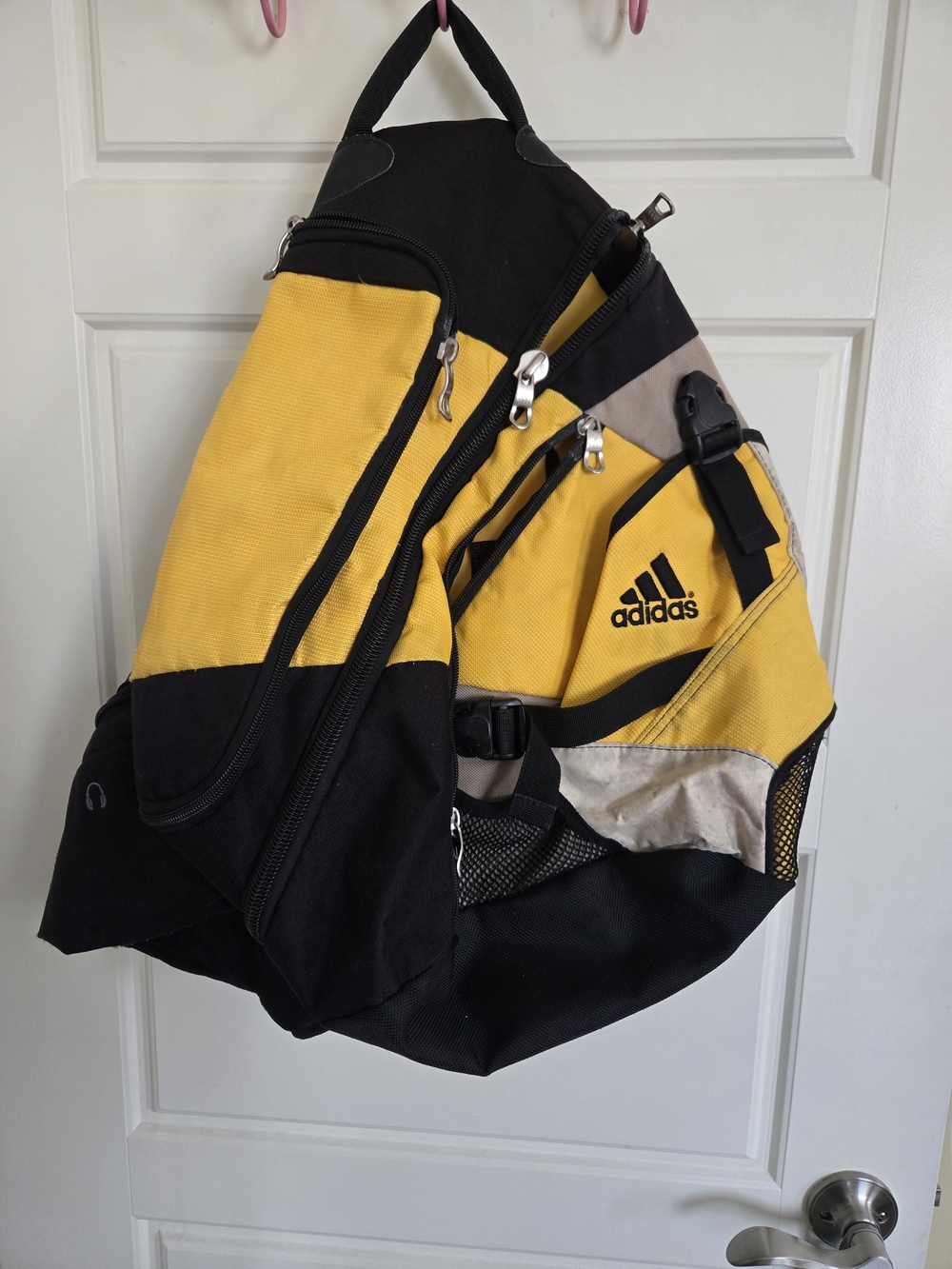 Adidas Comox Sling Bag Backpack Vintage Crossbody Yellow Black